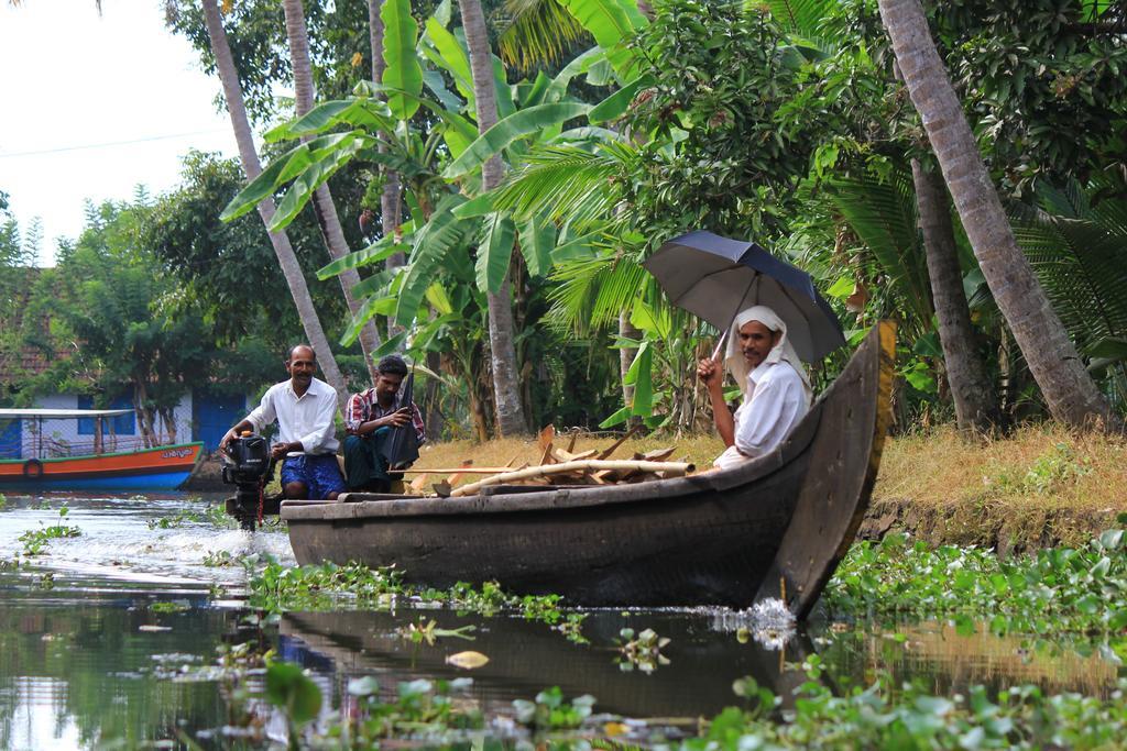 Paradise Inn Guest House Alappuzha Extérieur photo